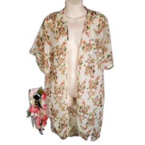 Live 4 truth floral kimono topper medium